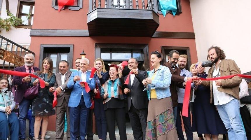 Bursa&rsquo;nın İlk Fotoğraf M&uuml;zesi Nil&uuml;fer&rsquo;de A&ccedil;ıldı