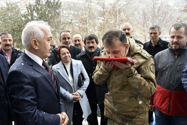 Gümüşhane Stk’ları Ve İş Dünyasından Zeytin Dalı Operasyonuna Destek