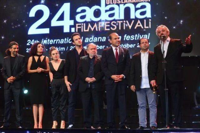 Festivale Onur &Uuml;nl&uuml; Ve Onur Saylak Damgası 1