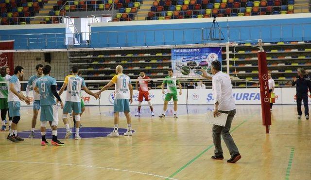 Haliliye Voleybol Takımı, Fındıklı Sporu 3-1 Mağlup Etti