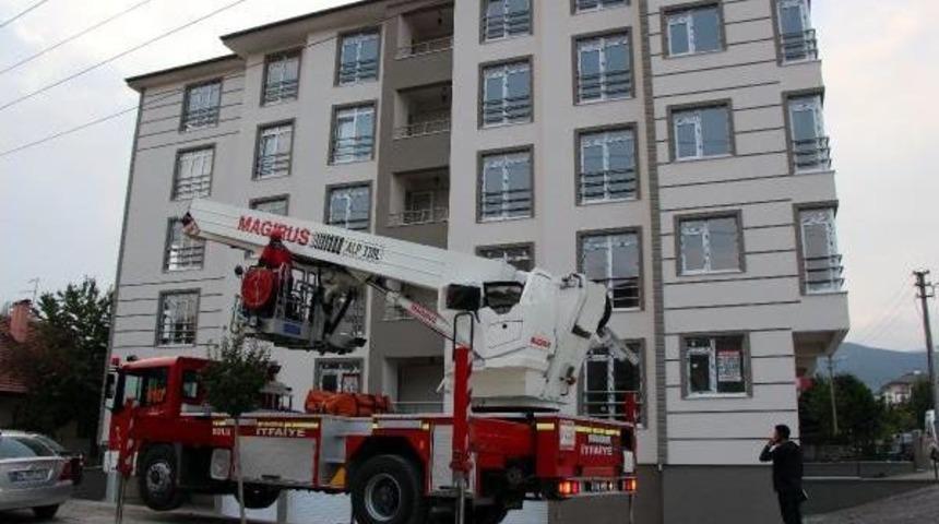 Yaşlı Çiftin Tartışması Ekipleri Seferber Etti