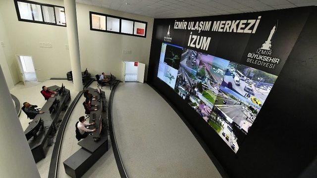 İzmir’den akıllı Kent Hamlesi