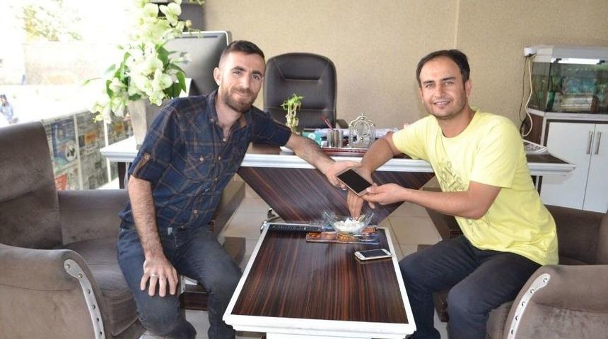 Duyarlı Vatandaş İki G&uuml;n Boyunca Kayıp Telefonun Sahibini Aradı