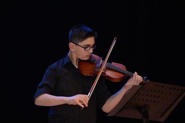 Gen&ccedil;lik Senfoni Orkestrası Başvuruları Başladı 1