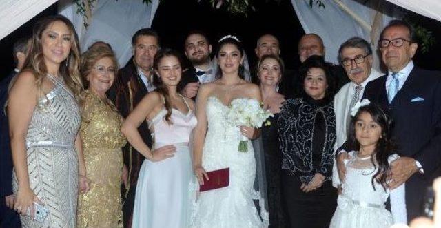 Bodrum'da Ünlü Isimleri Biraraya Getiren Nikah