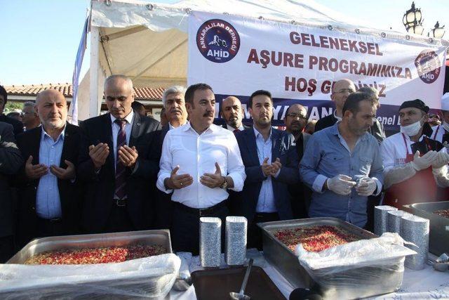 Ankara&rsquo;da 5 Bin Kişiye Aşure Dağıtıldı 2