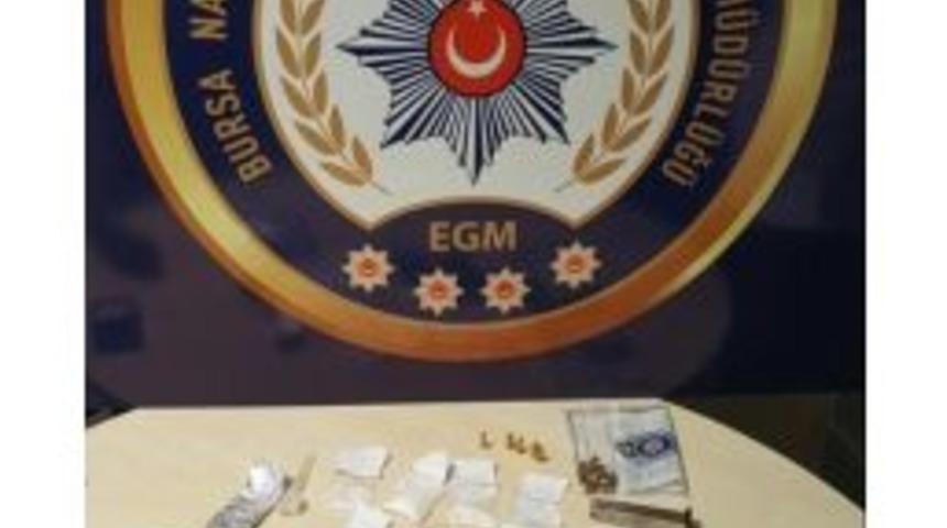 Bursa&rsquo;da &ldquo;skunk&rdquo; Operasyonu:2 G&ouml;zaltı