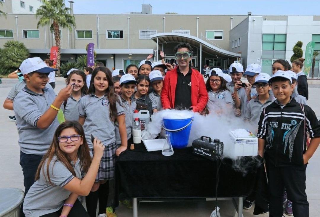 Gen&ccedil;ler Bilim İ&ccedil;in Buluştu