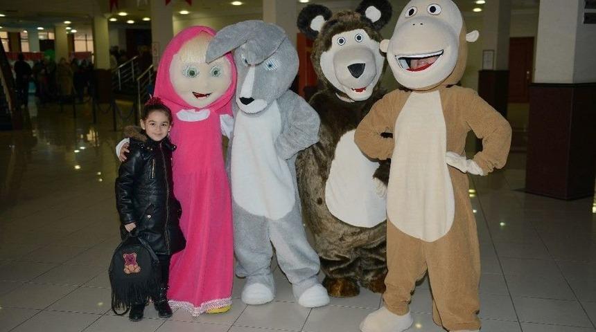 Minikler &lsquo;bir Park Hik&acirc;esi&rsquo; İle Eğlendi