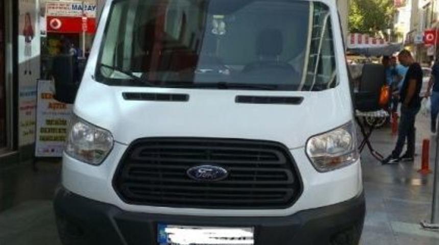 Zabıtalar Yanlış Parklanmaya İzin Vermiyor