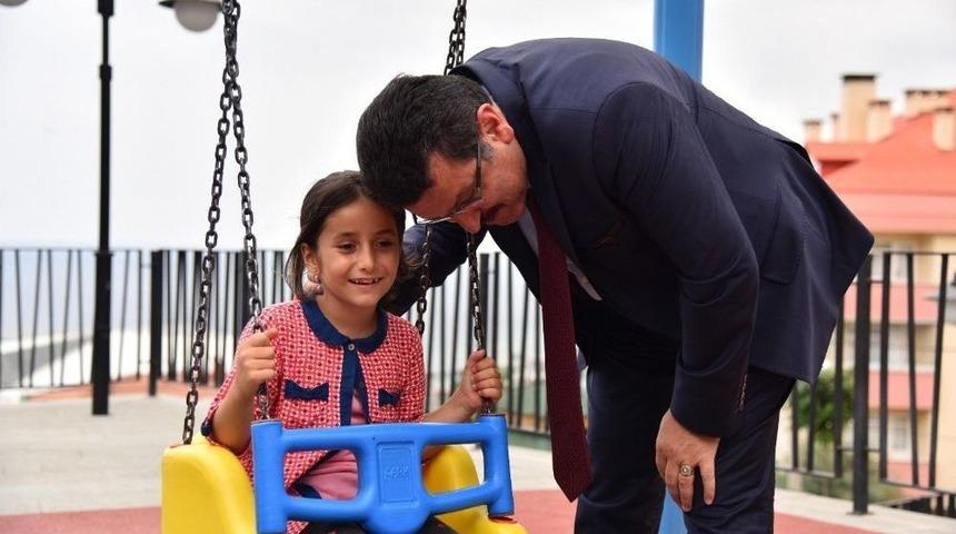 Otahisar Belediyesi 2017 Yılında 22 Parkta Bakım Ve Yenileme &Ccedil;alışmalarını Tamamladı