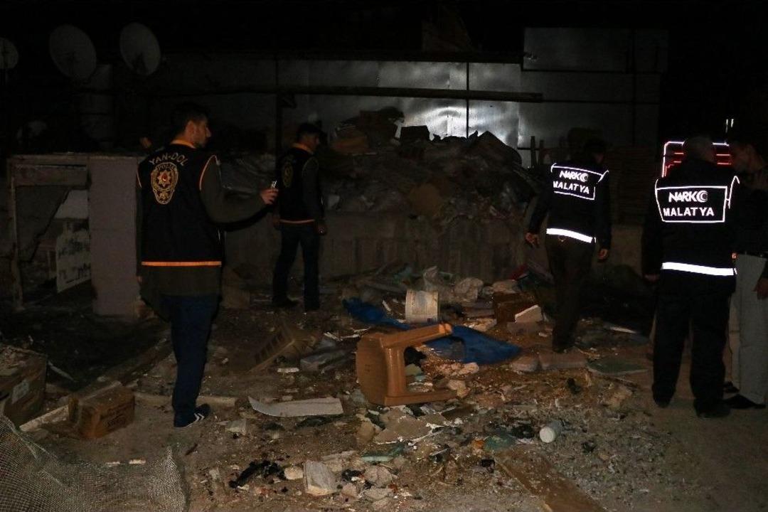 Malatya&rsquo;da Polisten Eğlence Merkezlerine Şok Baskın