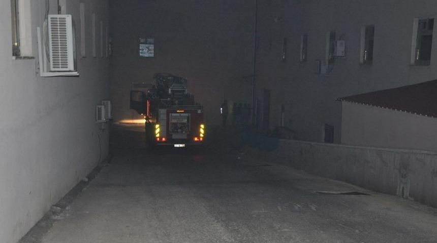 Vali Tuncay Sonel: "hastalar, Dumandan Olumsuz Şekilde Etkilenmesinler Diye G&uuml;venlik Ortamına Alındı"