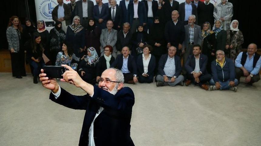 Bağcılar&rsquo;ın Yaşlıları Teknolojiye Ayak Uyduruyor