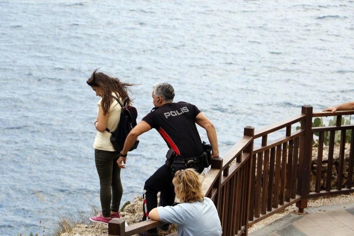 Antalya&rsquo;da 2016 Yılı Basın &Ouml;d&uuml;lleri Sahiplerini Buldu