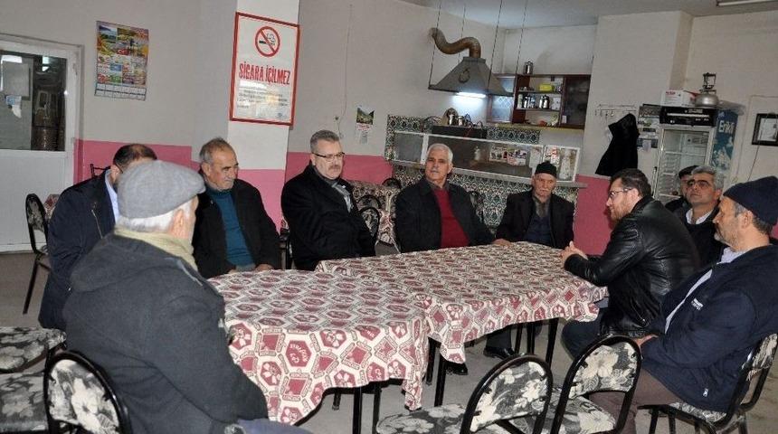 &lsquo;mobil Başkan&rsquo; Karakoca Halkını Dinledi