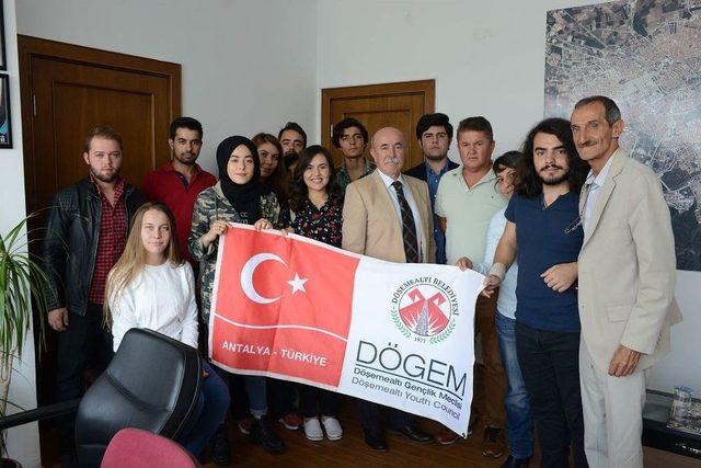 Antalyalı Gençler Tepebaşı’nda