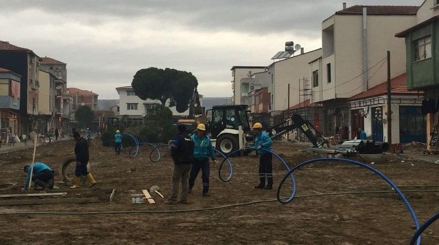 K&ouml;pr&uuml;başı Kent Meydanı&rsquo;nın Altyapısı Tamamlandı