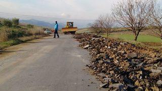 Manisa’da Yollar Asfaltla Yenileniyor