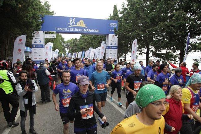 Turkcell Gelibolu Maratonu’nda Binlerce Kişi Barış İçin Koştu