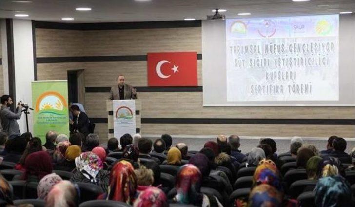 Biga’da Tarımsal Kursların Sertifika Törenine Büyük İlgi G4
