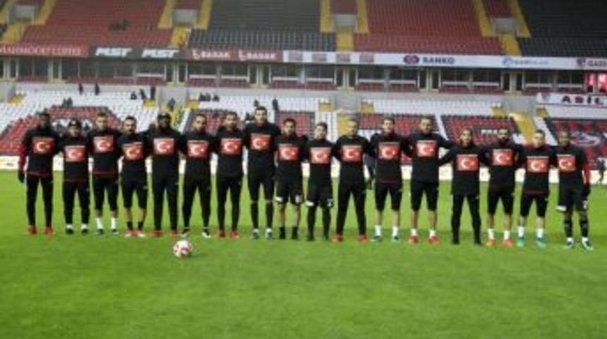 Gazişehir Gaziantepsporlu Yabancı Ve Yerli Futbolculardan Destek