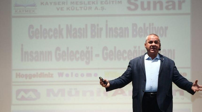 Gelecek Nasıl Bir İnsan İstiyor?