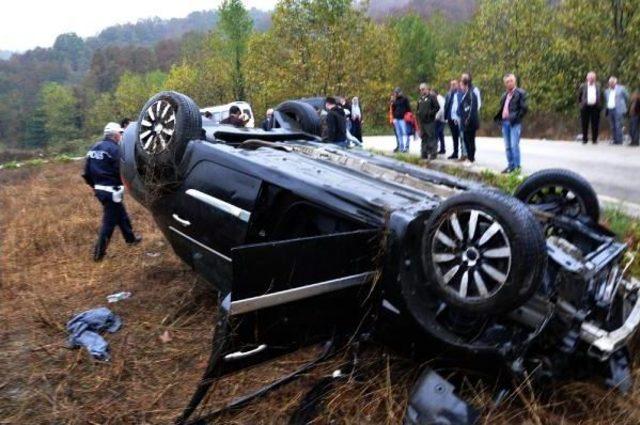 Yağışla Gelen Kaza: 4 Yaralı 2