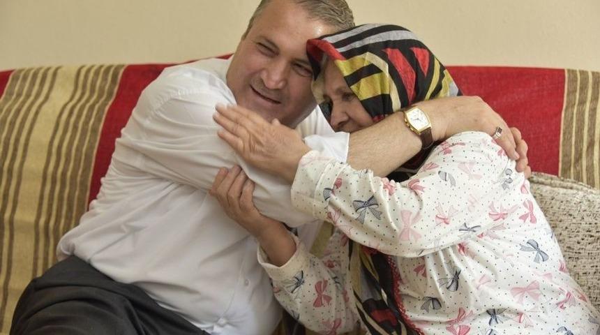 Yunusemre Belediyesi İhtiya&ccedil; Sahiplerinin Yanında