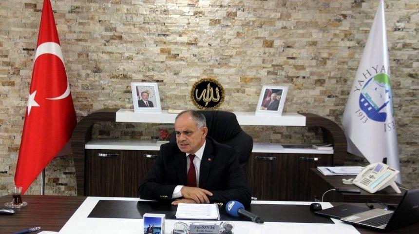 Yahyalı Belediye Başkanı Esat &Ouml;zt&uuml;rk: &ldquo;2017&rsquo;de 100 Milyonluk Yatırım Var&rdquo;