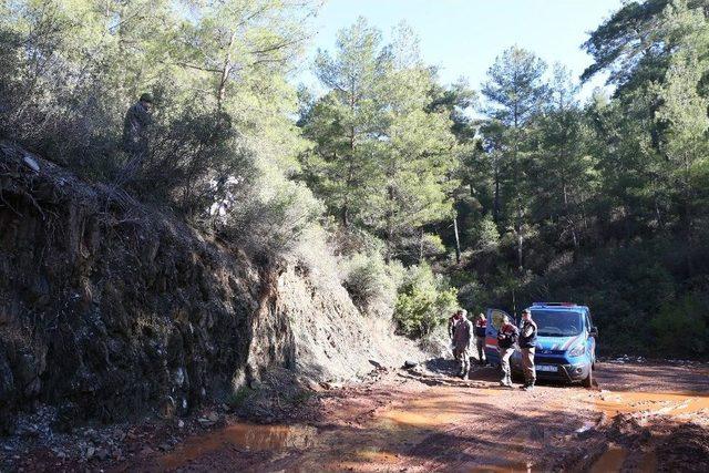 Çalı Kesmek İçin Tırmandığı Yamaçtan Düşerek Öldü