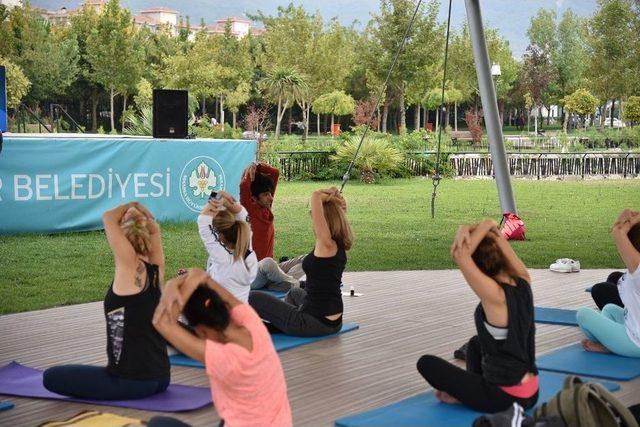 Sağlık İçin Yoga Yaptılar