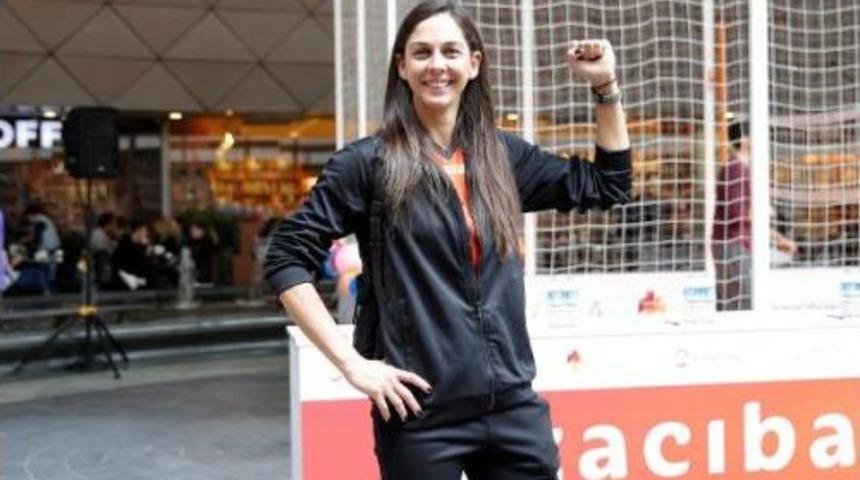 Eczacıbaşı Eczacıbaşı Vitra'nın Yeni Transferi G&uuml;ldeniz &Ouml;nal Dha'ya Konuştu