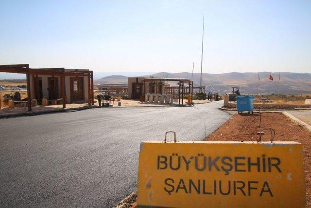 Tarihi Göbeklitepe Tesislerinin Yolları Asfaltlanıyor