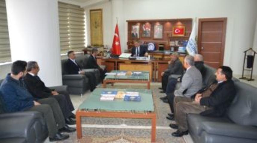 Minib&uuml;s&ccedil;&uuml; Ve Servis&ccedil;ilerden &lsquo;zeytin Dalı Harekatına&rsquo; Destek