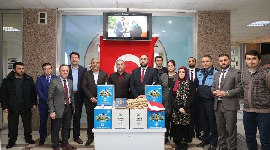 İlkadım&rsquo;dan "zeytindalı Harekatı"na Katılan Mehmet&ccedil;iğe Moral Hediyesi