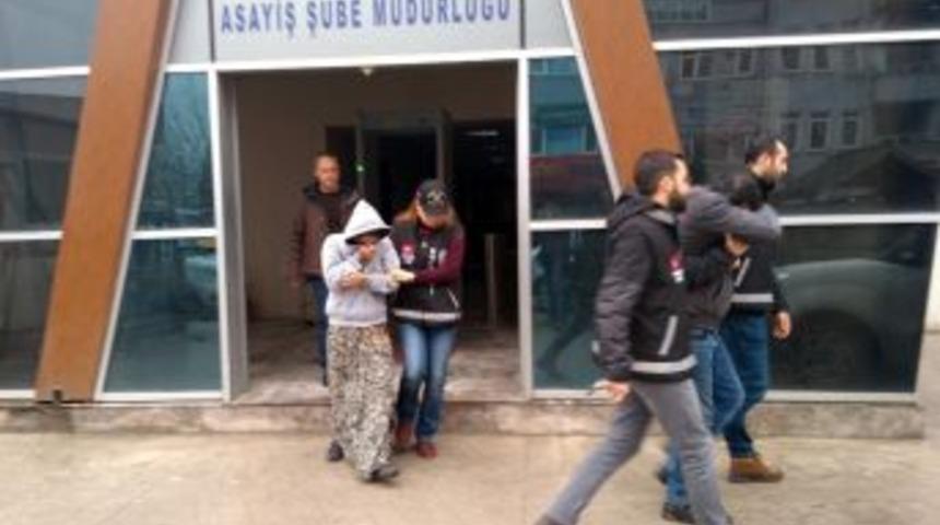 Aile Boyu Teker Hırsızlarından Baba Tutuklandı, Anne Ve Oğlu Serbest Bırakıldı