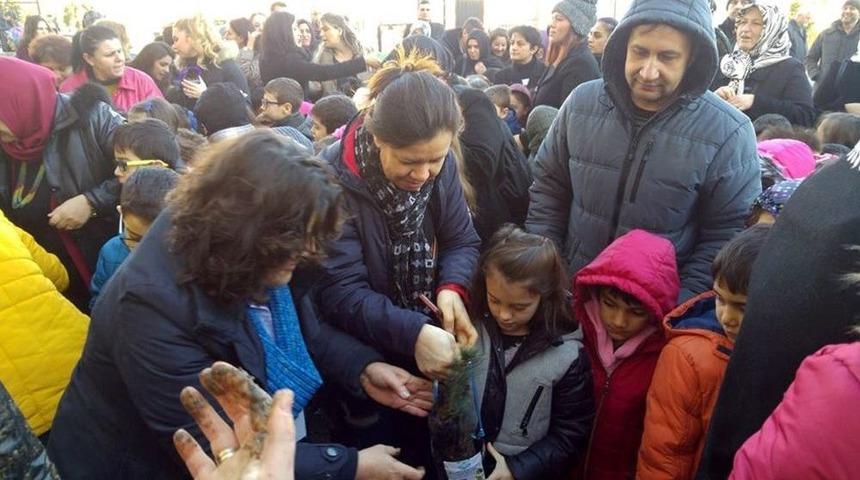 M&uuml;tareke İlkokulu 200 Fidan Yeşertecek