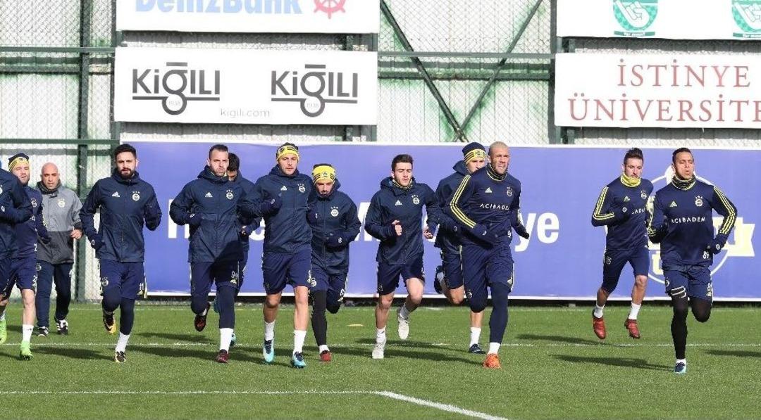 Fenerbah&ccedil;e, Trabzonspor Ma&ccedil;ı Hazırlıklarına Devam Etti