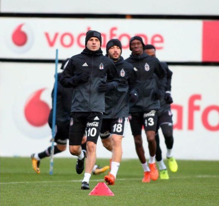 Beşiktaş, Taktik Ve Kondisyon Çalıştı G2