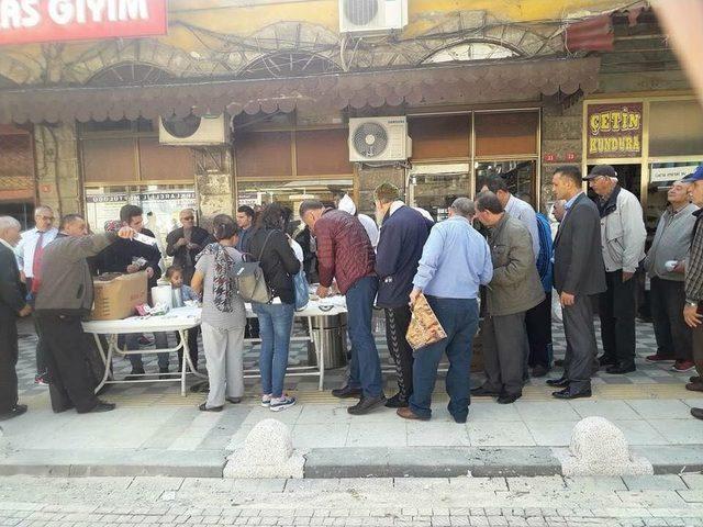 Kırklareli Belediyesi 4 Bin Aşure Dağıttı 2