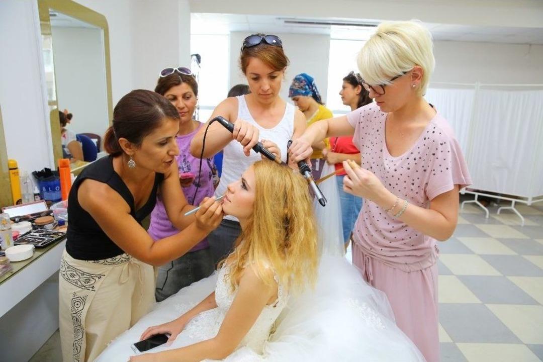 Buca&rsquo;da 6 Bin Kursiyere &Uuml;cretsiz Eğitim