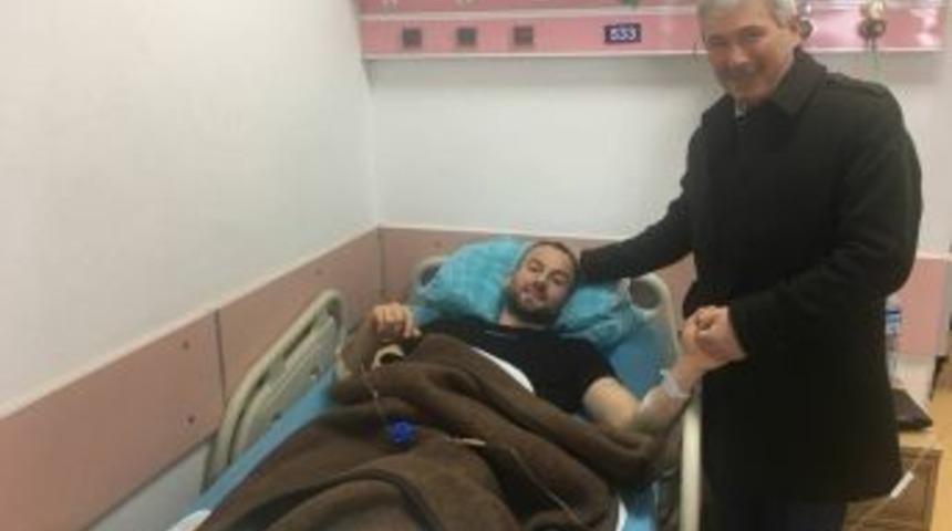 Başkan Yılmaz, Demir&rsquo;i Hastanede Ziyaret Etti