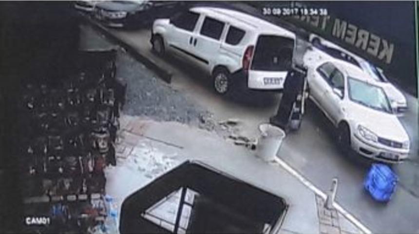 (&ouml;zel Haber) Beyoğlu&rsquo;nda Restorana Silahlı Saldırı Kamerada