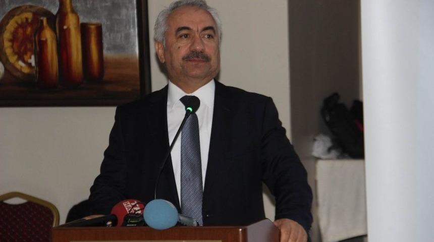 Şehit Aileleri Ve &rsquo;ali Gaffar Okkan&rsquo;lar Gaffar Okkan&rsquo;ı Andı