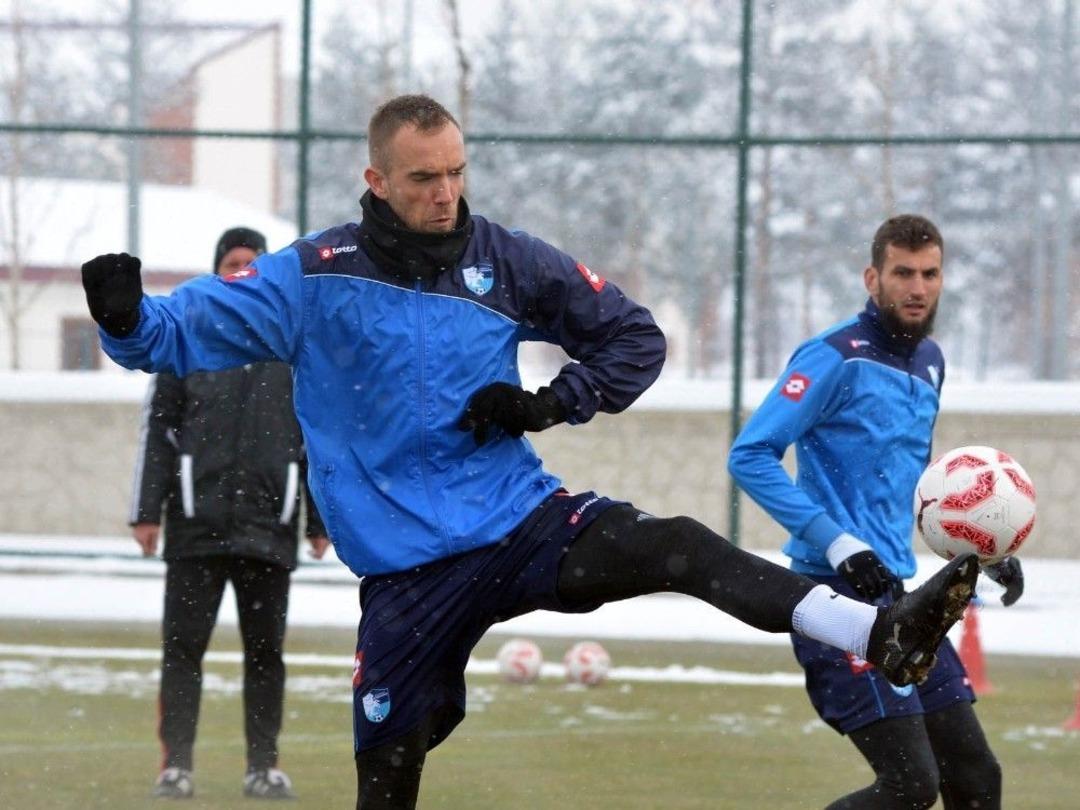 B.b. Erzurumspor Galibiyete Kilitlendi