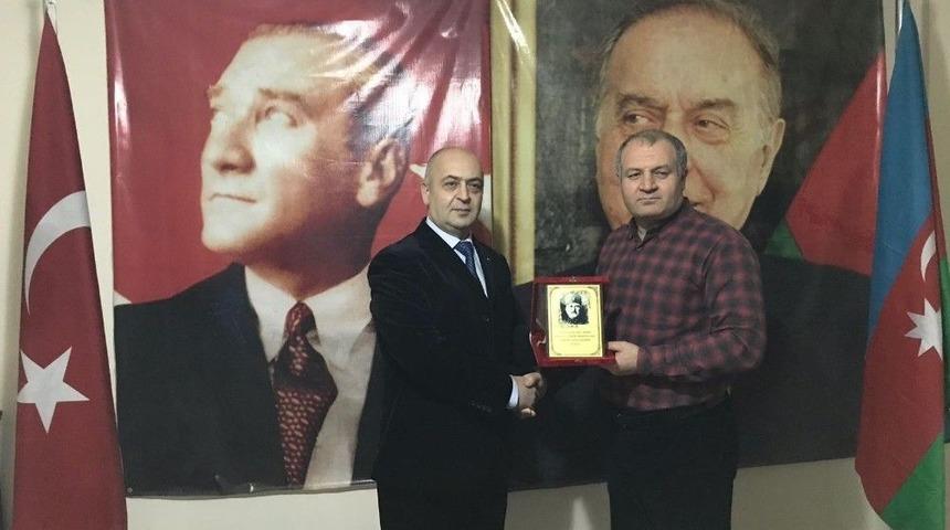 Araştırmacı Gasımov Asimder&rsquo;i Ziyaret Etti