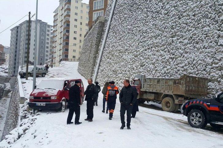 Gümüşhane’ye Beklenen Kar Yağışı Geldi G2
