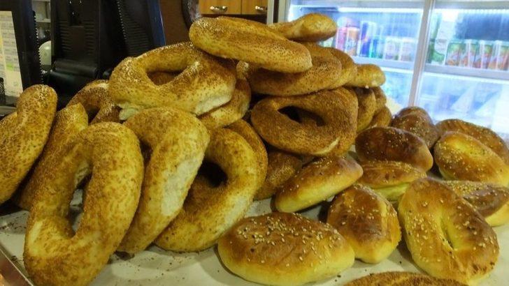 Aracıyı Kaldıran Fırıncı Ekmeği De Simidi De 75 Kuruşa İndirdi G1