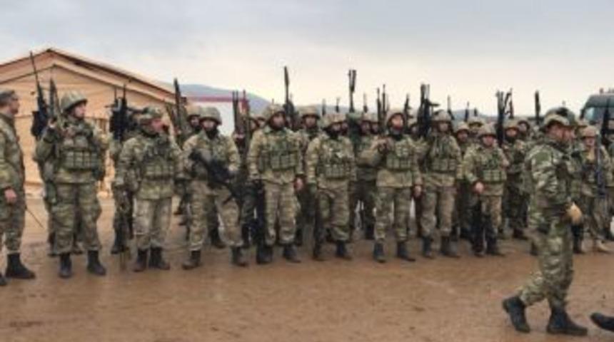 Komandolar Harekat &Ouml;ncesi G&uuml;ne Y&uuml;ksek Moral Ve Yeminle Başladı